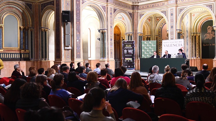 Jornada informativa en Valencia por el bono social.
