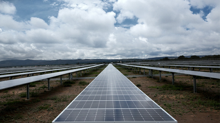 Iberdrola and Uvesco sign the first PPA in Spain with a distribution group.
