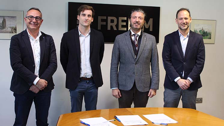 AREMUR, FREMM e Iberdrola crean una mesa de trabajo para impulsar la implantación de energías renovables y el autoconsumo en la Región de Murcia