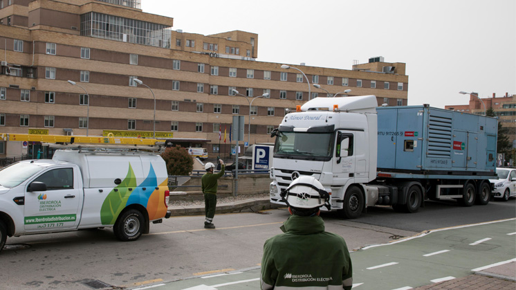 Iberdrola workers in a hospital.