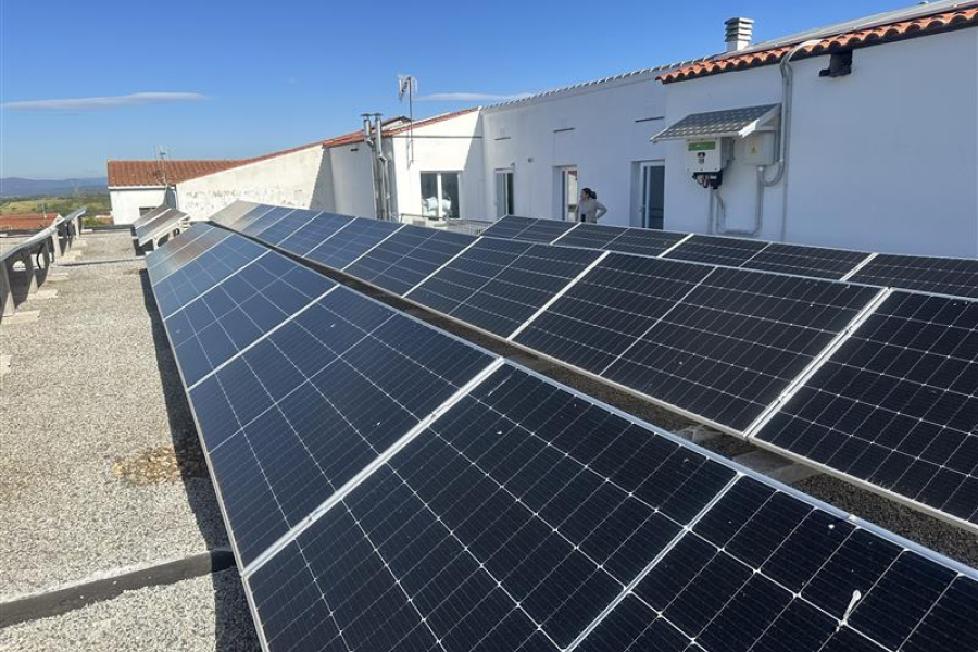 Comunidad solar en Monterrubio de la Serena
