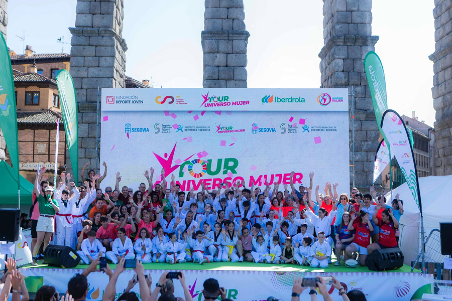 Tour Universo Mujer en Segovia