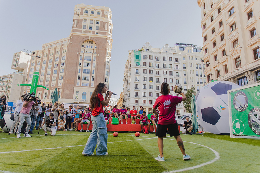 Fan zone