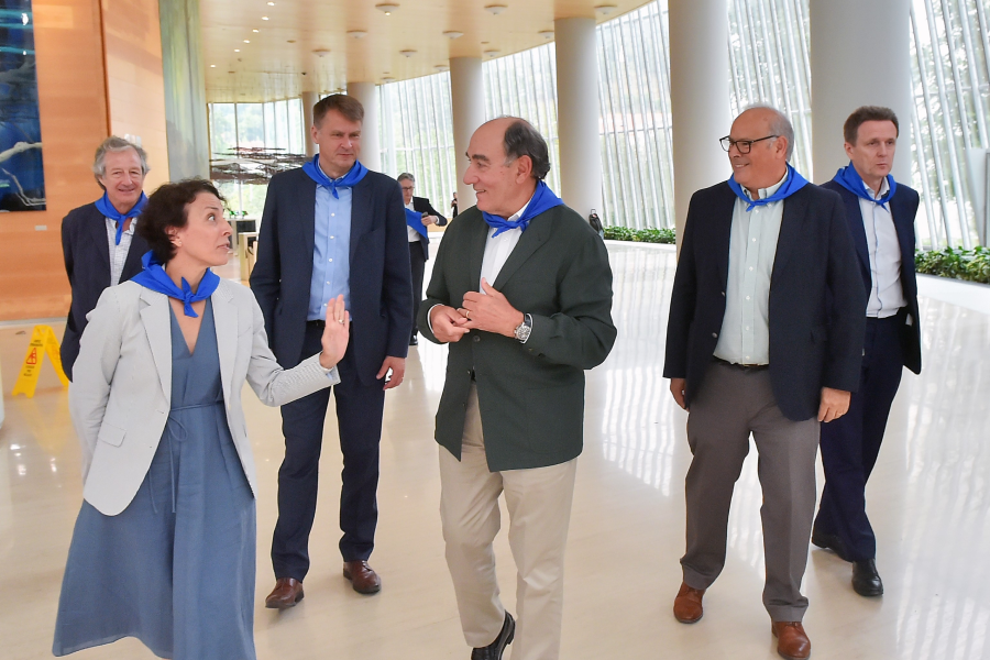 Ignacio Galán con el equipo directivo del Grupo Iberdrola