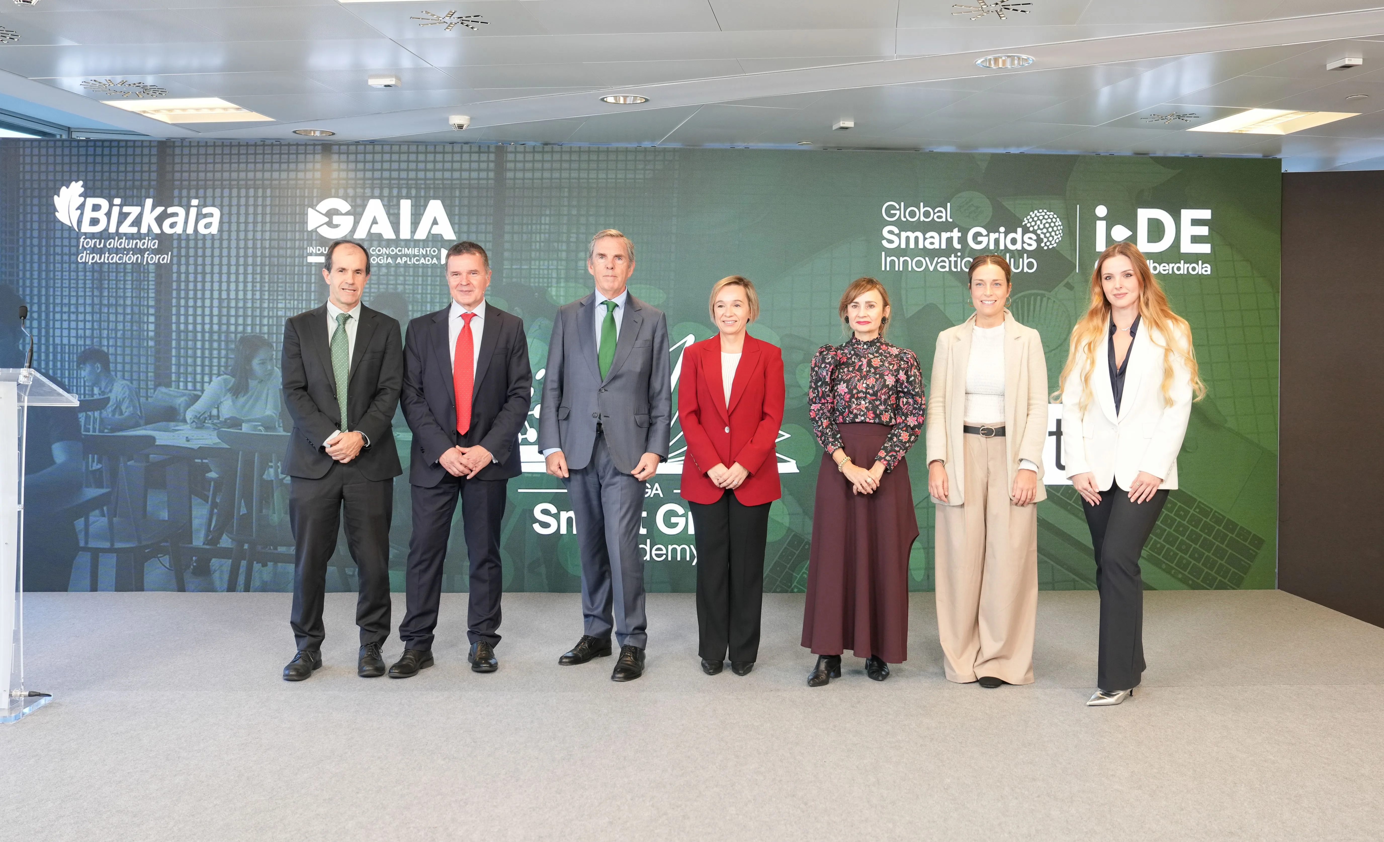 Representantes de Smart Grids Academy